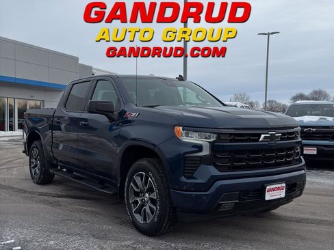 Used 2023 Chevrolet Silverado 1500 RST image 1