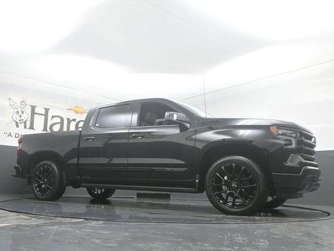 New 2026 Chevrolet Silverado 1500 High Country w/ High Country Premium Package AWD/4WD image 2