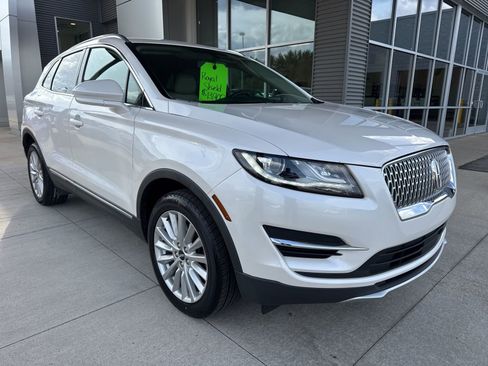 Used 2019 Lincoln MKC Premiere image 9