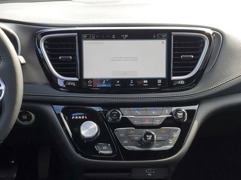 New 2026 Chrysler Pacifica Select FWD image 14