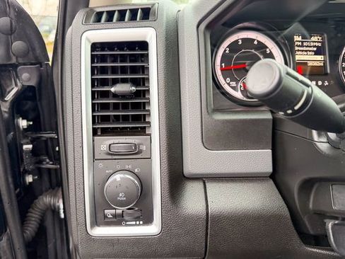 Used 2019 RAM 1500 Classic Warlock image 20