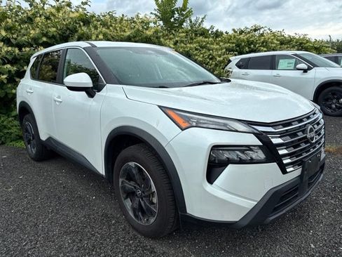 Certified 2024 Nissan Rogue SV AWD/4WD image 3