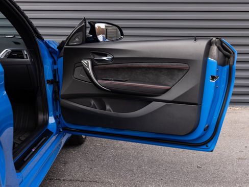 Used 2020 BMW M2 CS image 25