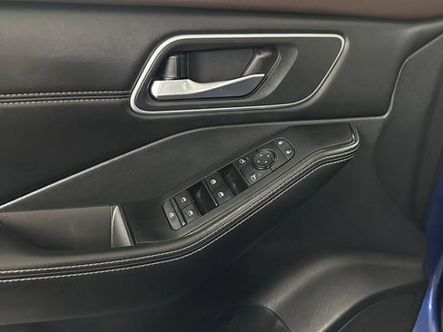 Used 2021 Nissan Rogue SV AWD/4WD image 8
