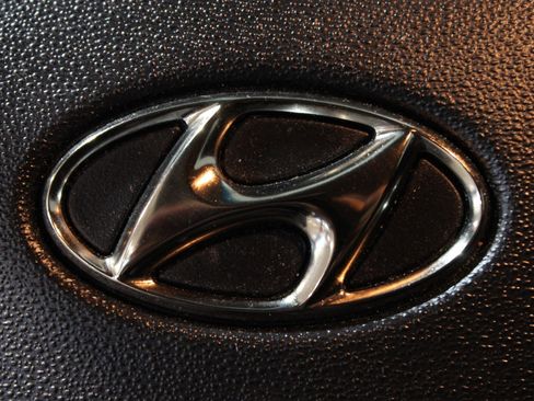 Used 2012 Hyundai Genesis 3.8 image 39