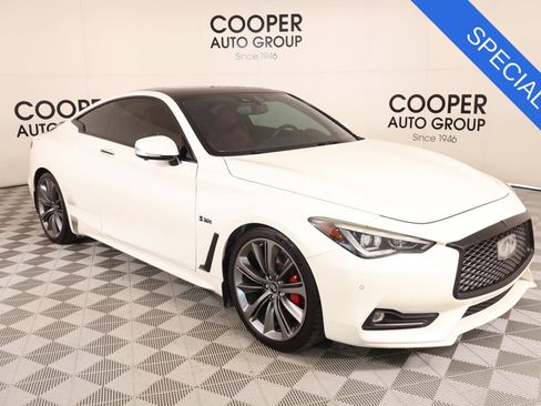 Used 2018 INFINITI Q60 Red Sport 400 w/ Pro Active Package RWD image 1