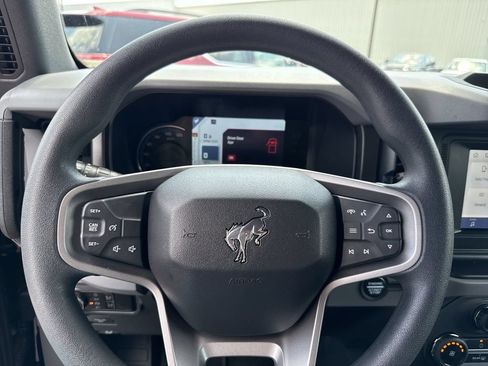 Used 2023 Ford Bronco 4-Door AWD/4WD image 23