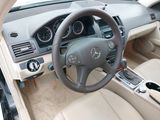 Used 2009 Mercedes-Benz C 300 Sedan image 4
