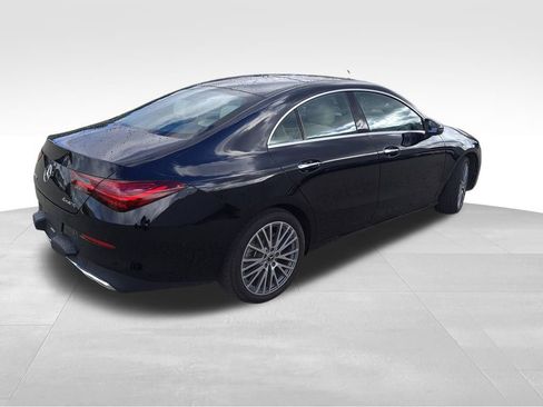Certified 2025 Mercedes-Benz CLA 250 4MATIC image 5