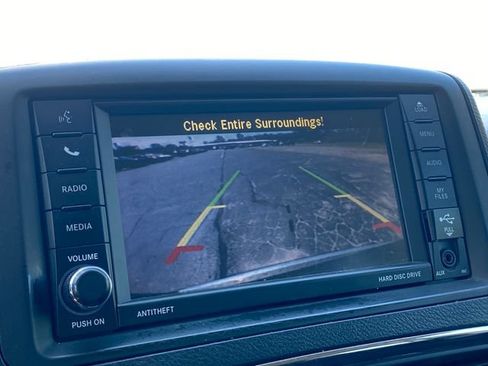 Used 2016 Dodge Grand Caravan SXT FWD image 26