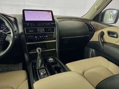 Used 2024 INFINITI QX80 Premium Select w/ Cargo Package image 31