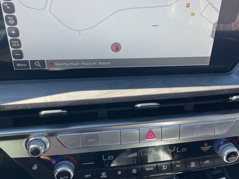 Used 2024 Kia Telluride EX X-Line image 16