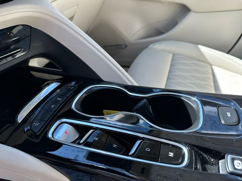 Used 2022 Buick Envision Avenir w/ Safety Package image 40