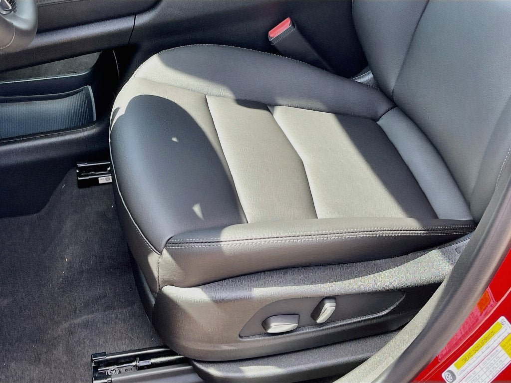 New 2026 Cadillac XT5 Luxury AWD/4WD image 13