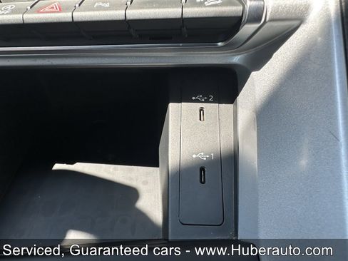 Used 2023 Audi Q3 2.0T Premium image 26