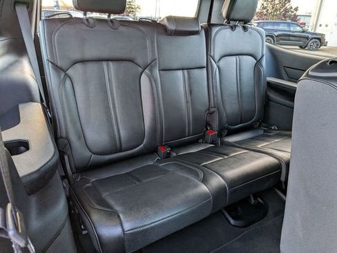 Used 2024 Jeep Wagoneer Series II w/ Flexible Seating Group image 29