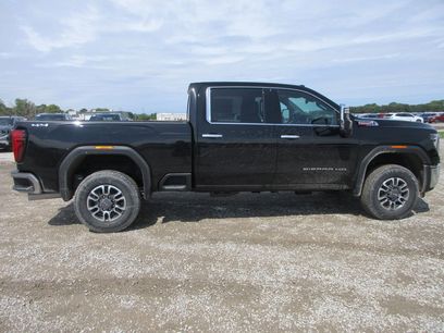 New 2026 GMC Sierra 2500 SLT w/ SLT Convenience Package