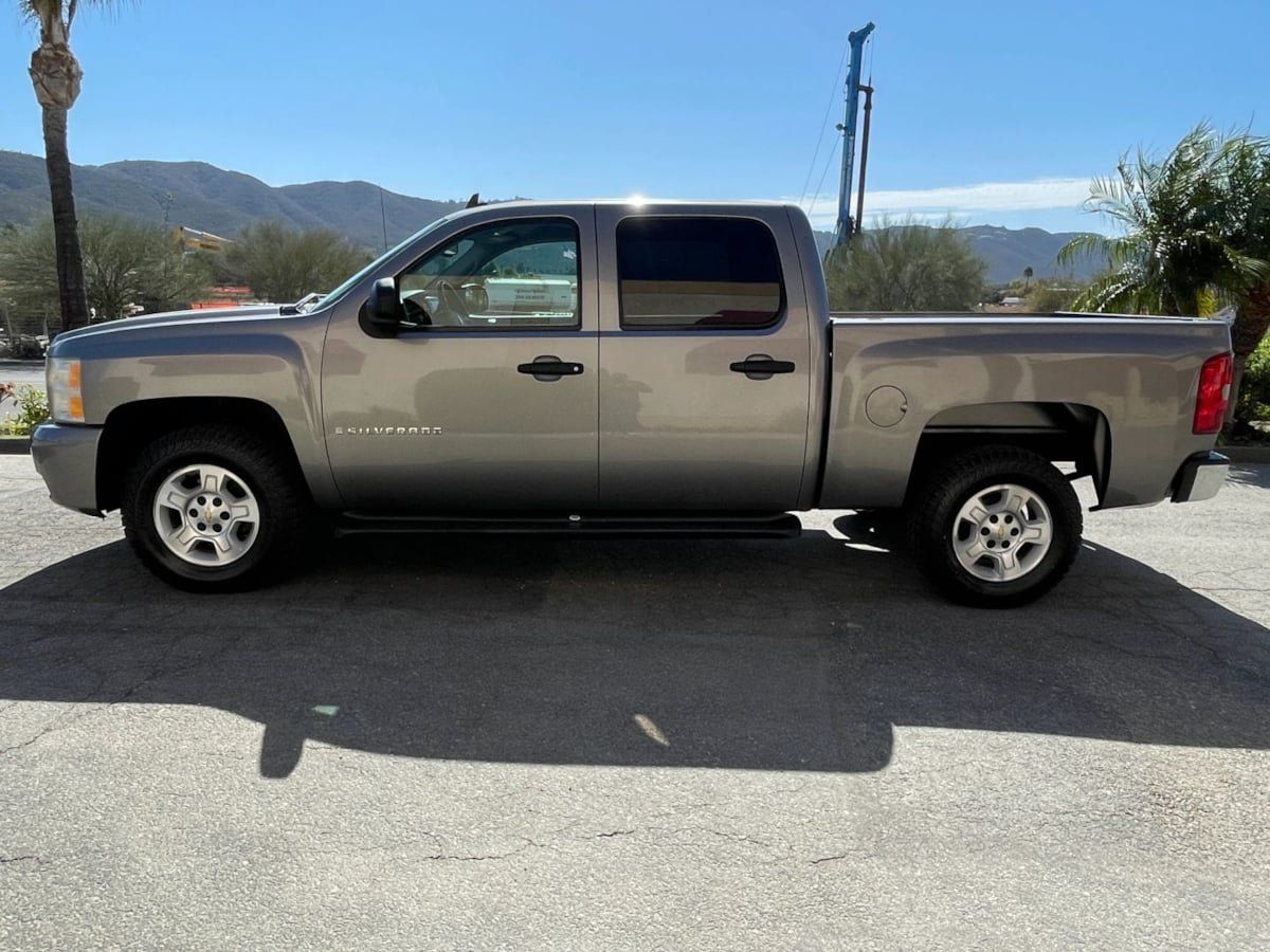 Used 2008 Chevrolet Silverado 1500 LT w/ Towing Package RWD image 8