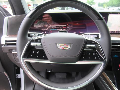 New 2026 Cadillac Escalade Platinum Sport w/ LPO, ONYX Package AWD/4WD image 26