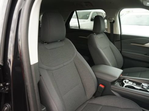 Used 2025 Ford Explorer Active RWD image 21
