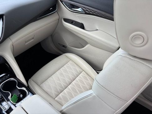 Used 2023 Buick Envision Avenir FWD image 14