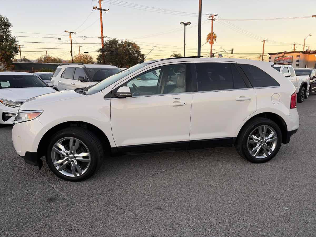 Used 2013 Ford Edge Limited FWD image 2