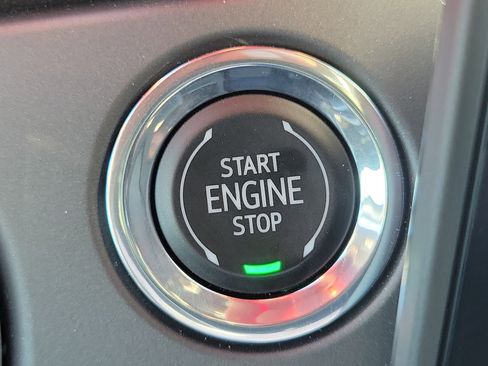 Used 2024 Chevrolet Blazer LT image 27