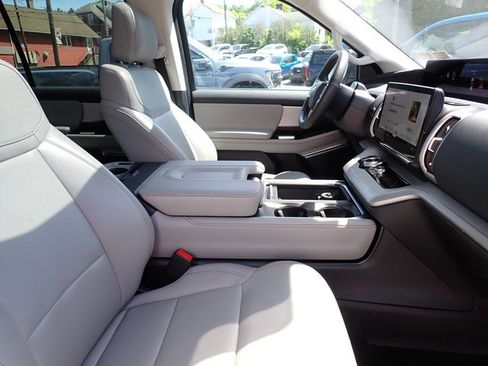 Certified 2025 Ford Expedition Max Active AWD/4WD image 10