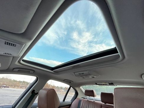 Used 2006 BMW 325i Sedan image 52