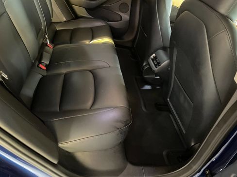 Used 2023 Tesla Model 3 Standard Range image 24