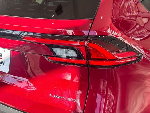 New 2026 Toyota Grand Highlander AWD image 8