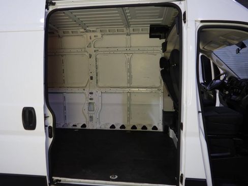 Used 2021 RAM ProMaster 2500 FWD image 14