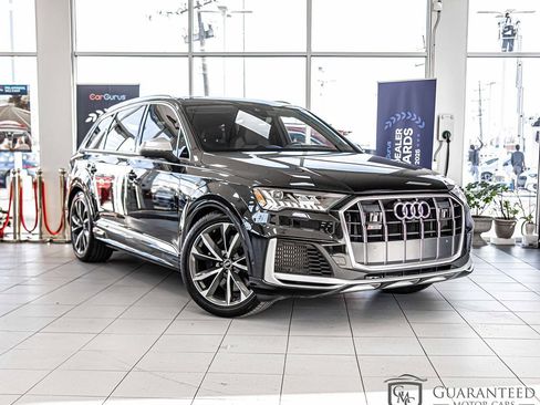 Used 2022 Audi SQ7 Prestige w/ Prestige Package image 3