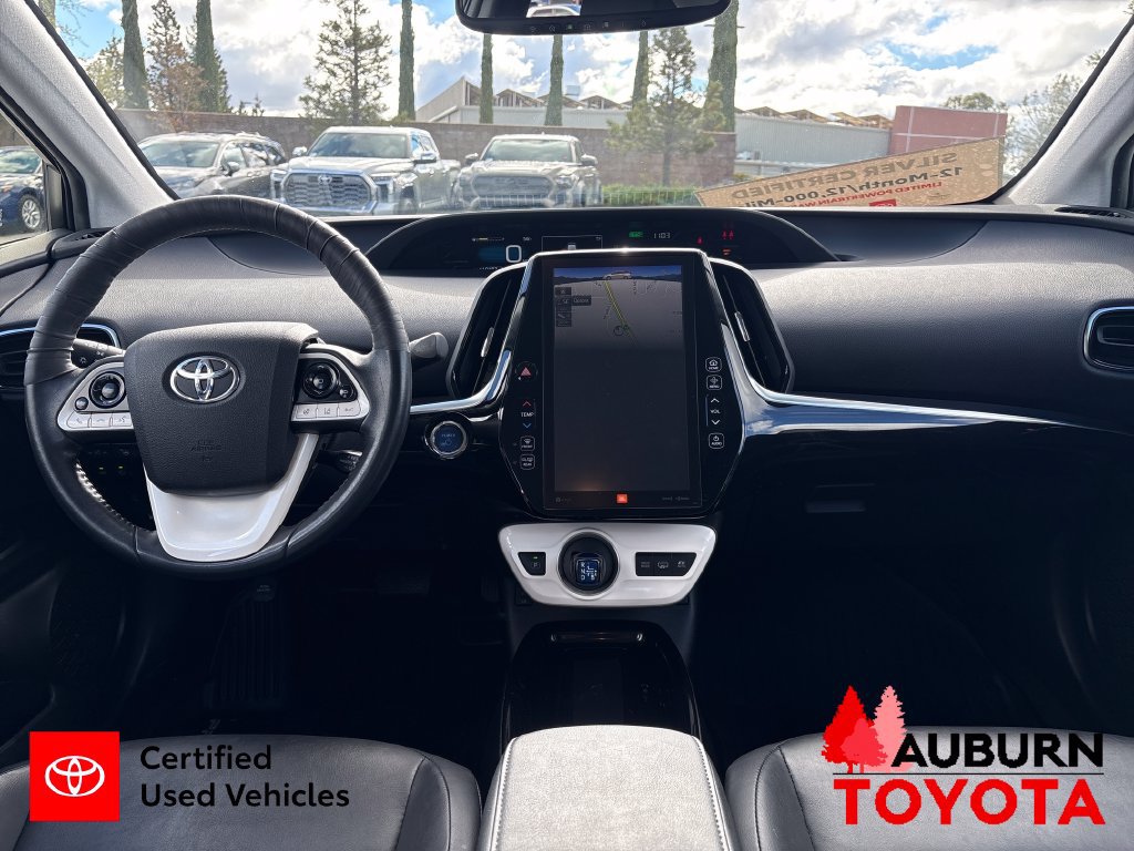Certified 2017 Toyota Prius Prime Advanced w/ Carpet Mat Package FWD image 13