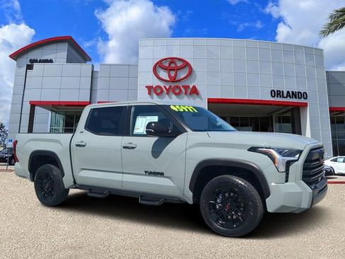 Used 2024 Toyota Tundra SR5 w/ SR5 Premium Package image 1