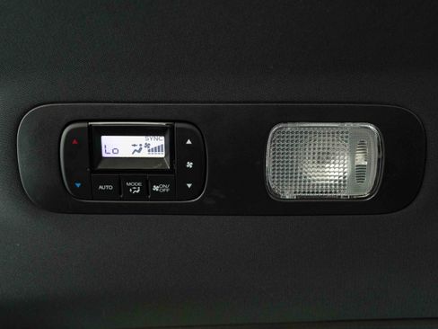 Used 2025 Honda Odyssey Sport-L image 42