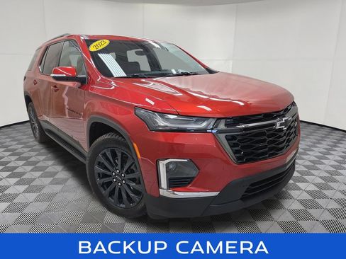 Used 2023 Chevrolet Traverse RS AWD/4WD image 3