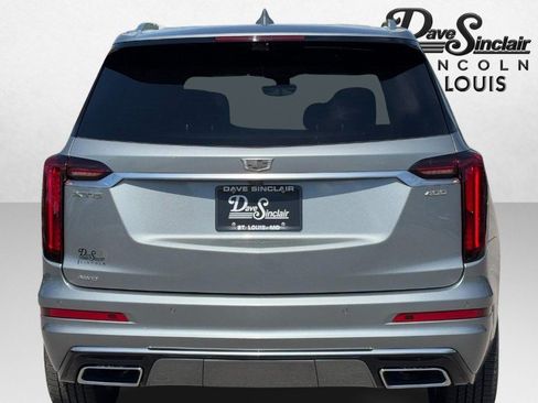 Used 2023 Cadillac XT6 Premium Luxury w/ Technology Package AWD/4WD image 4