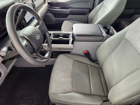 Used 2023 Ford F250 XLT w/ XLT Premium Package image 11