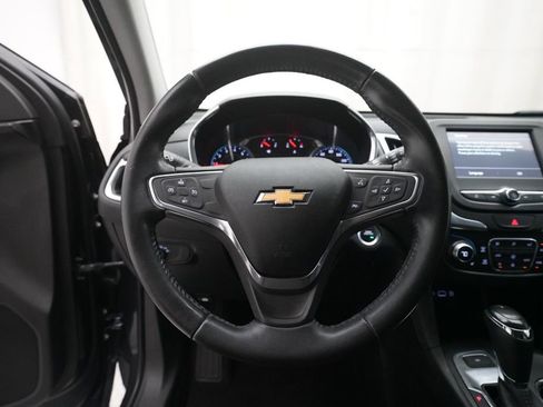Used 2019 Chevrolet Equinox LT image 4