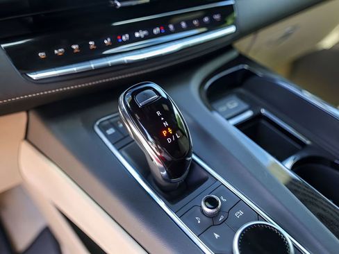 Certified 2023 Cadillac Escalade Premium Luxury w/ Performance Package image 21