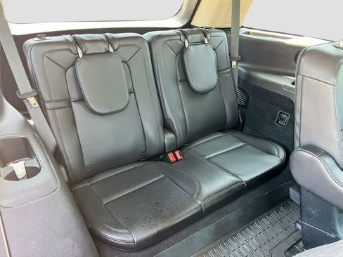 Used 2023 Lincoln Aviator Reserve w/ Equipment Group 201A RWD image 29