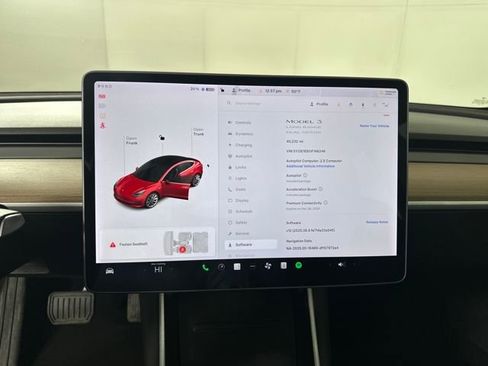 Used 2018 Tesla Model 3 Long Range image 22