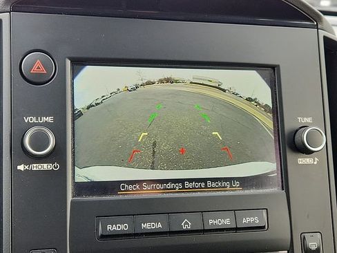 Used 2025 Subaru Crosstrek 2.0i image 18