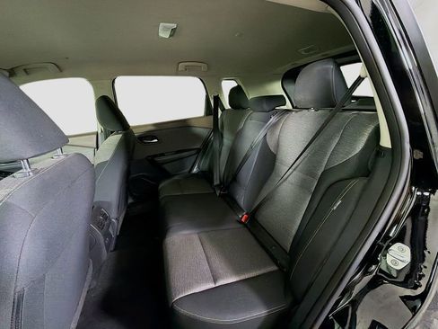 Used 2023 Nissan Rogue SV image 23