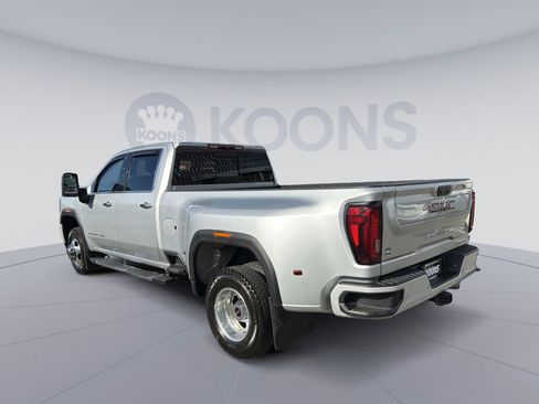 Used 2023 GMC Sierra 3500 Denali image 4