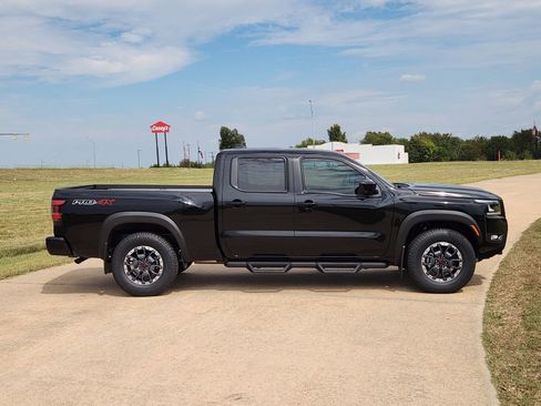 New 2026 Nissan Frontier PRO-4X w/ Pro Premium Package image 7