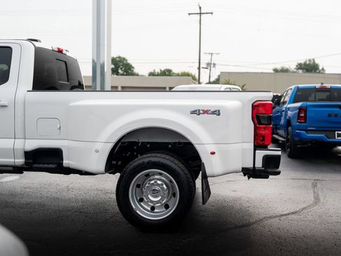 Used 2026 Ford F450 Platinum w/ Camper Package AWD/4WD image 7