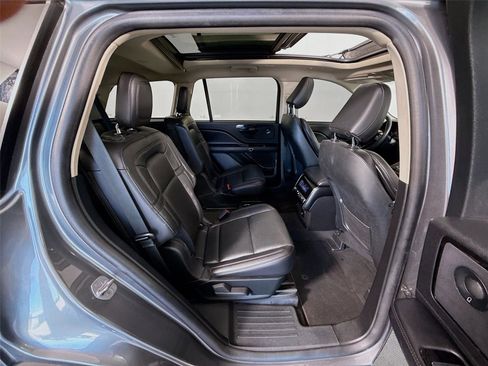 Used 2023 Lincoln Aviator Reserve AWD/4WD image 26