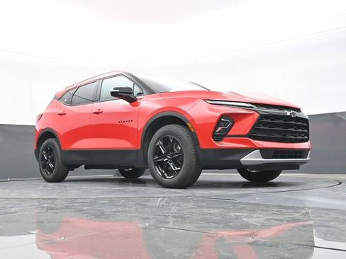 Used 2024 Chevrolet Blazer LT w/ Midnight/Sport Edition FWD image 52
